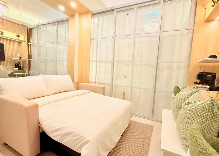 Goldleaf At Red Residences With Balcony In Prime Makati Location Aparthotel *