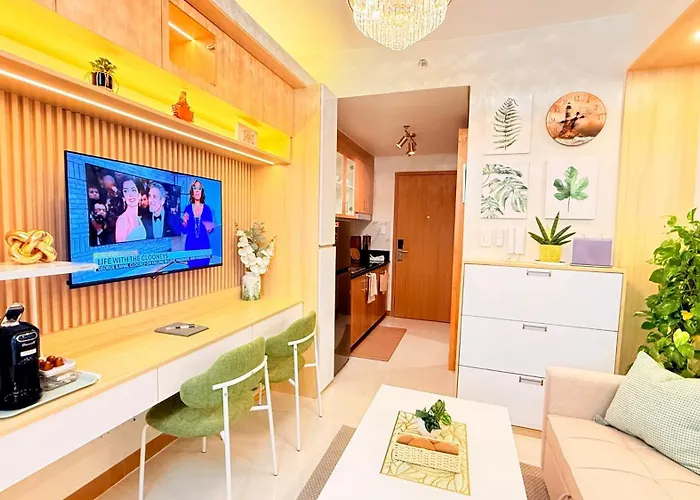 Aparthotel Goldleaf At Red Residences With Balcony In Prime Makati Location Manila