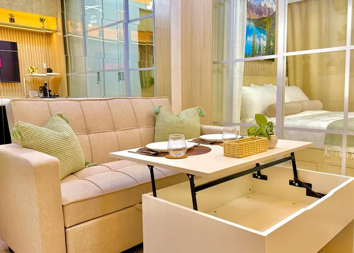 Aparthotel Goldleaf At Red Residences With Balcony In Prime Makati Location *