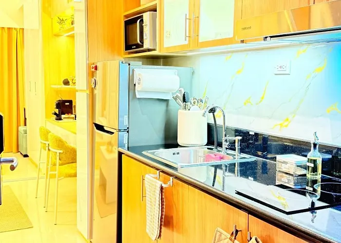Goldleaf At Red Residences With Balcony In Prime Makati Location Aparthotel Manila